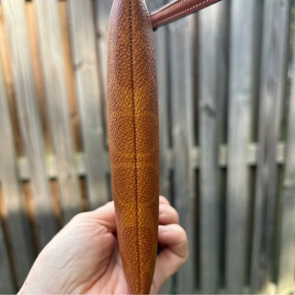 -SOLD- - Picture 6 of 9